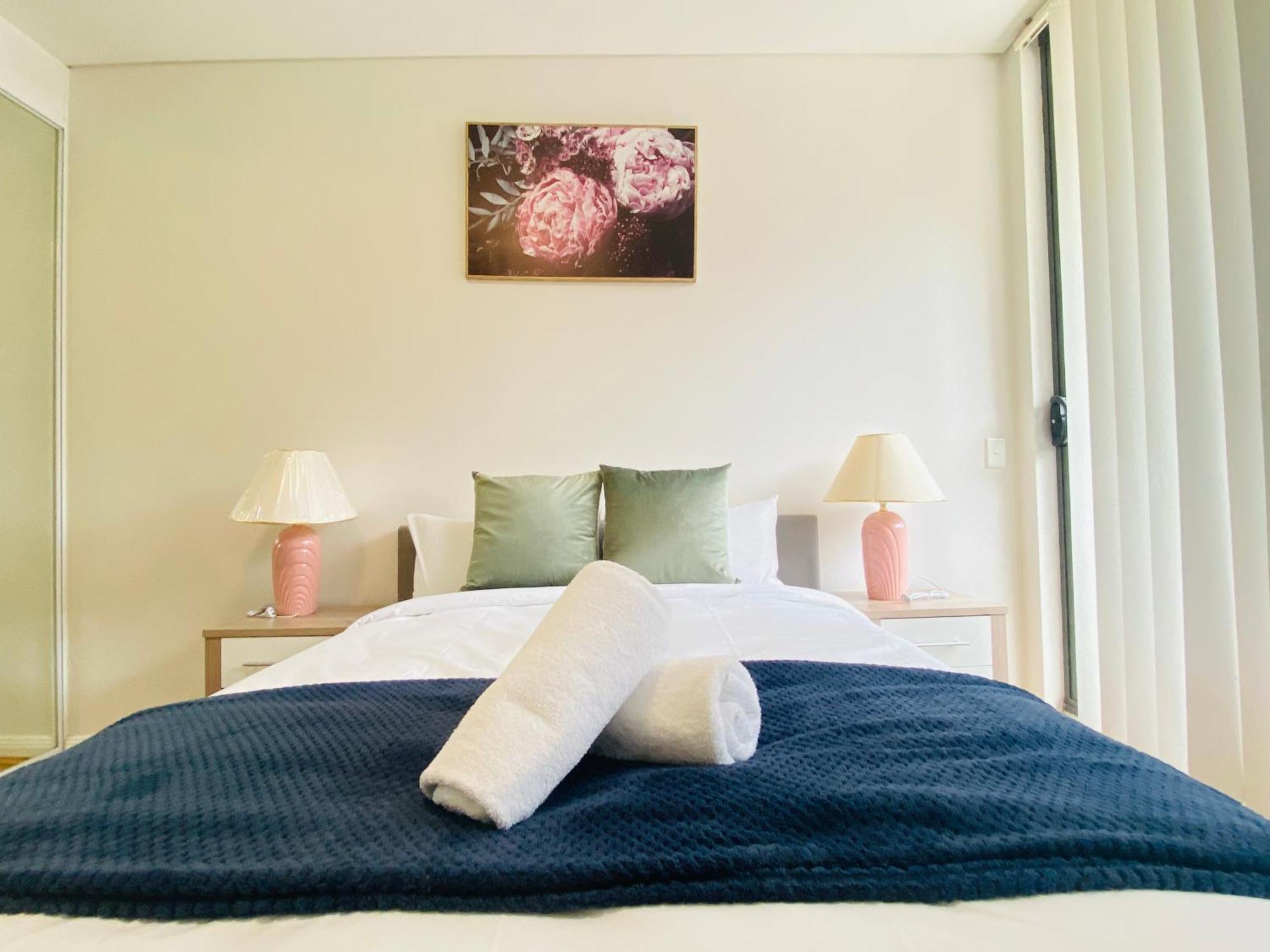 Parramatta Adorable 3br Parkingbusshopping Apartment Sydney